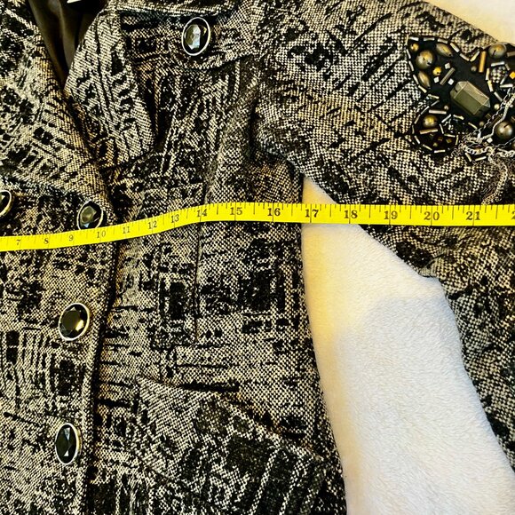 BKE, Black & White Coat, Size Small - Picture 15 of 15